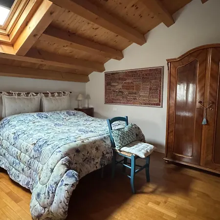 La Casa Del Glicine Tarzo Homestay *