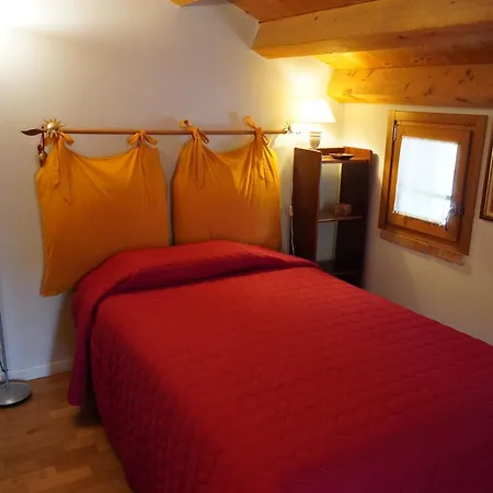 La Casa Del Glicine Tarzo Fratta (Treviso)