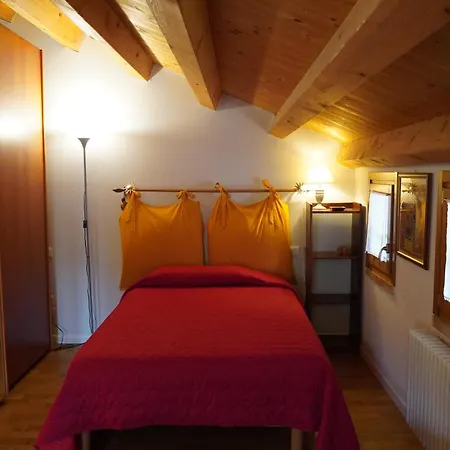 La Casa Del Glicine Tarzo Fratta (Treviso)
